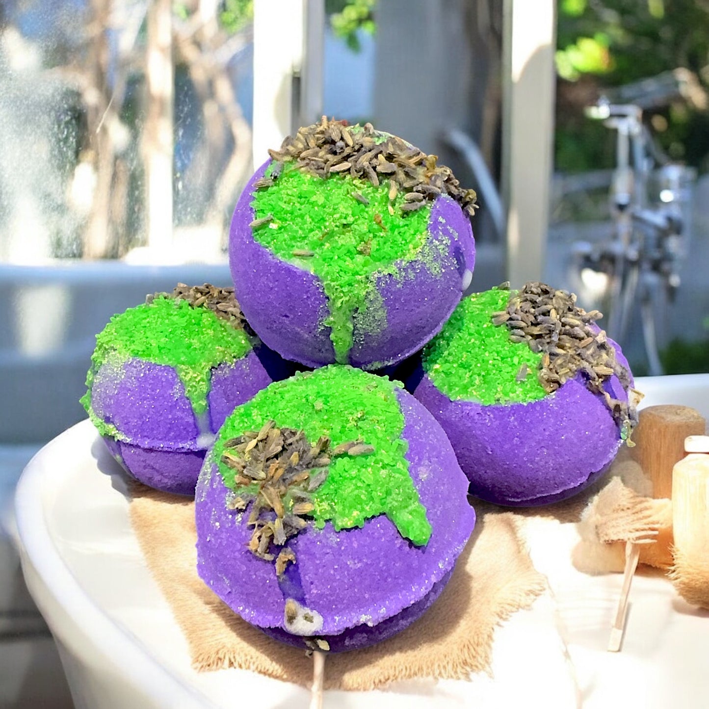 Lavender Thai Lime Bath Bomb